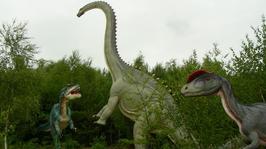 Парк динозаврів в Польщі 01
